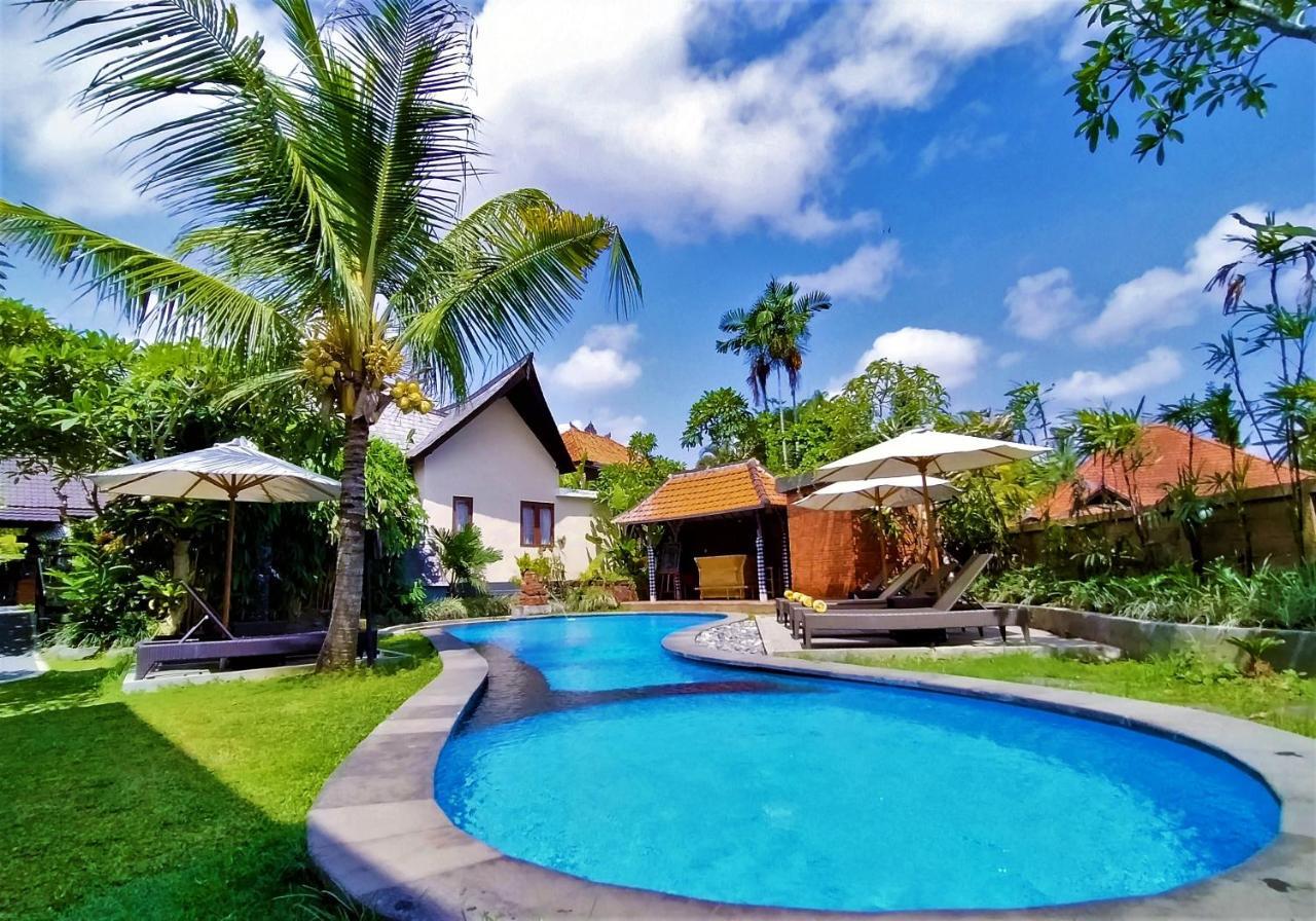 Pondok Massas Ubud Hotel Exterior photo